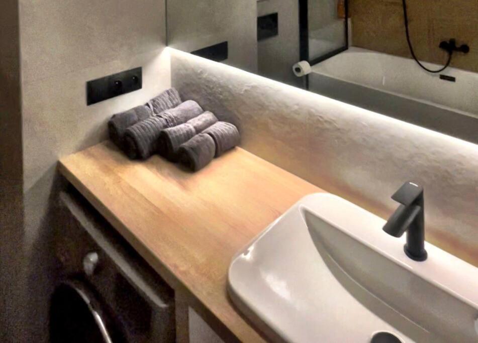 Blue River Apartment - Wrocław Extérieur photo